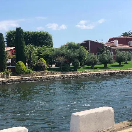 Appartement P-empuries 11k - Apartamento En La Marina De Cerca De La Playa Y Del Centro